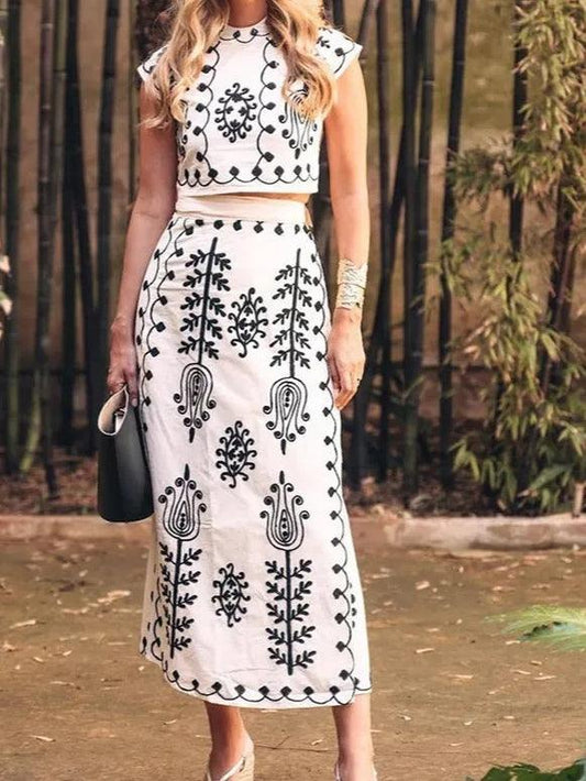 Printed Casual Holiday Skirt Suit