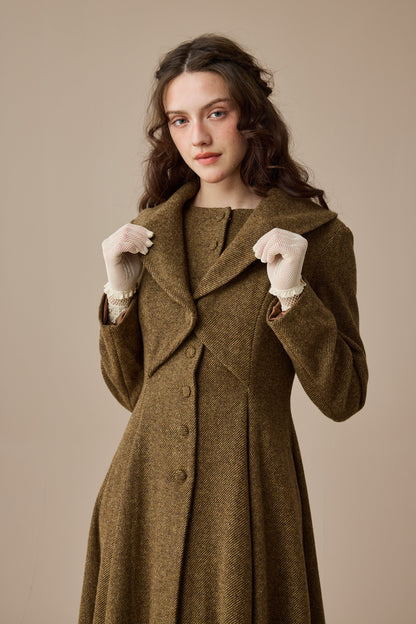 Gemma 17 | 100% wool victorian coat